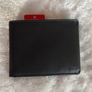 NWT Tumi Chambers Wallet